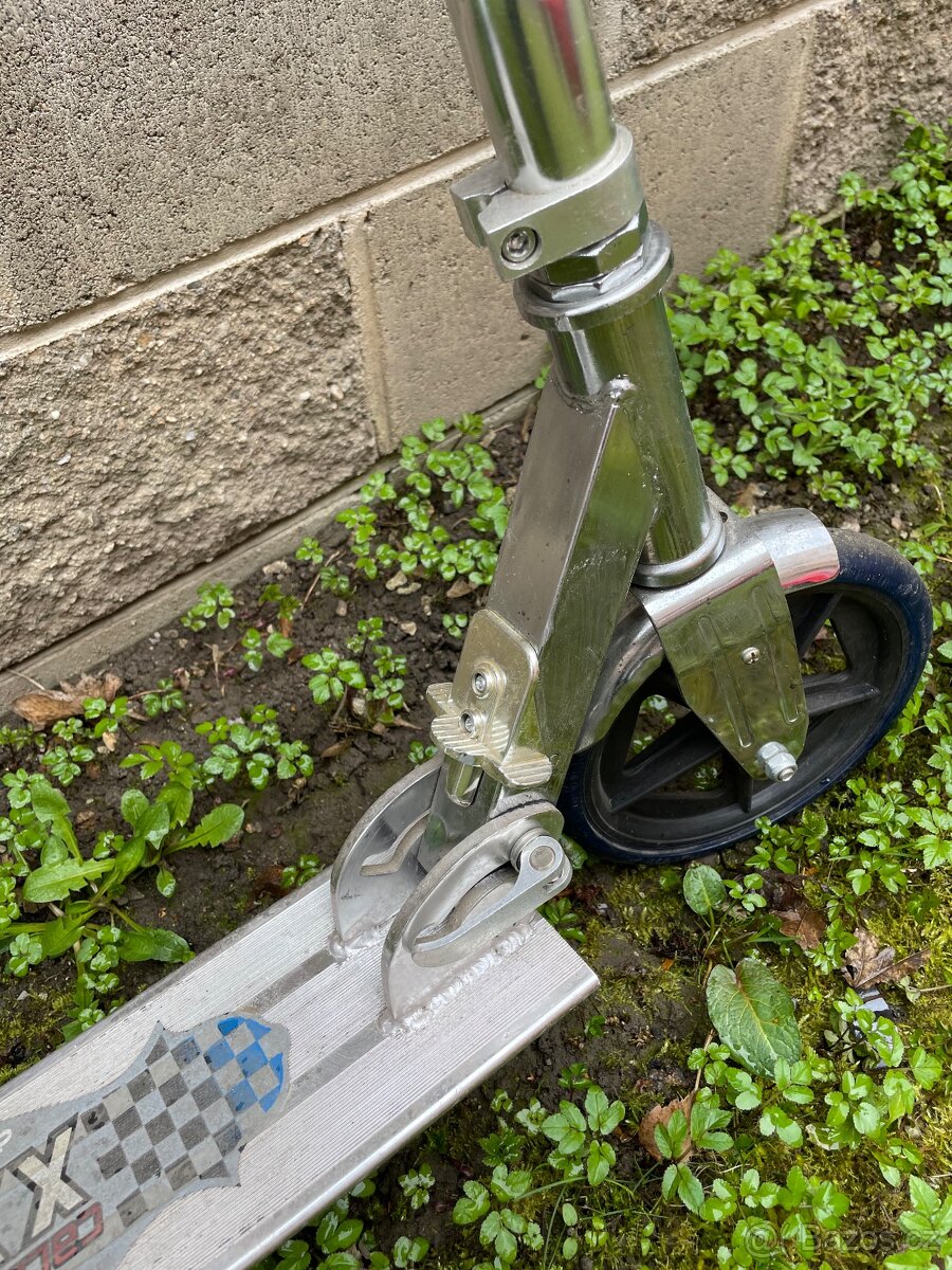 Dětská skládací koloběžka - 3