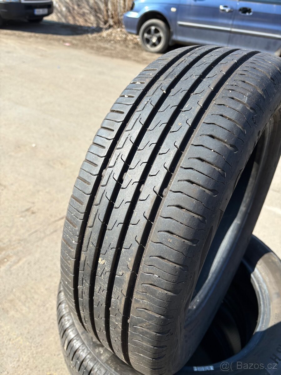 205/55/R16 continental - 3