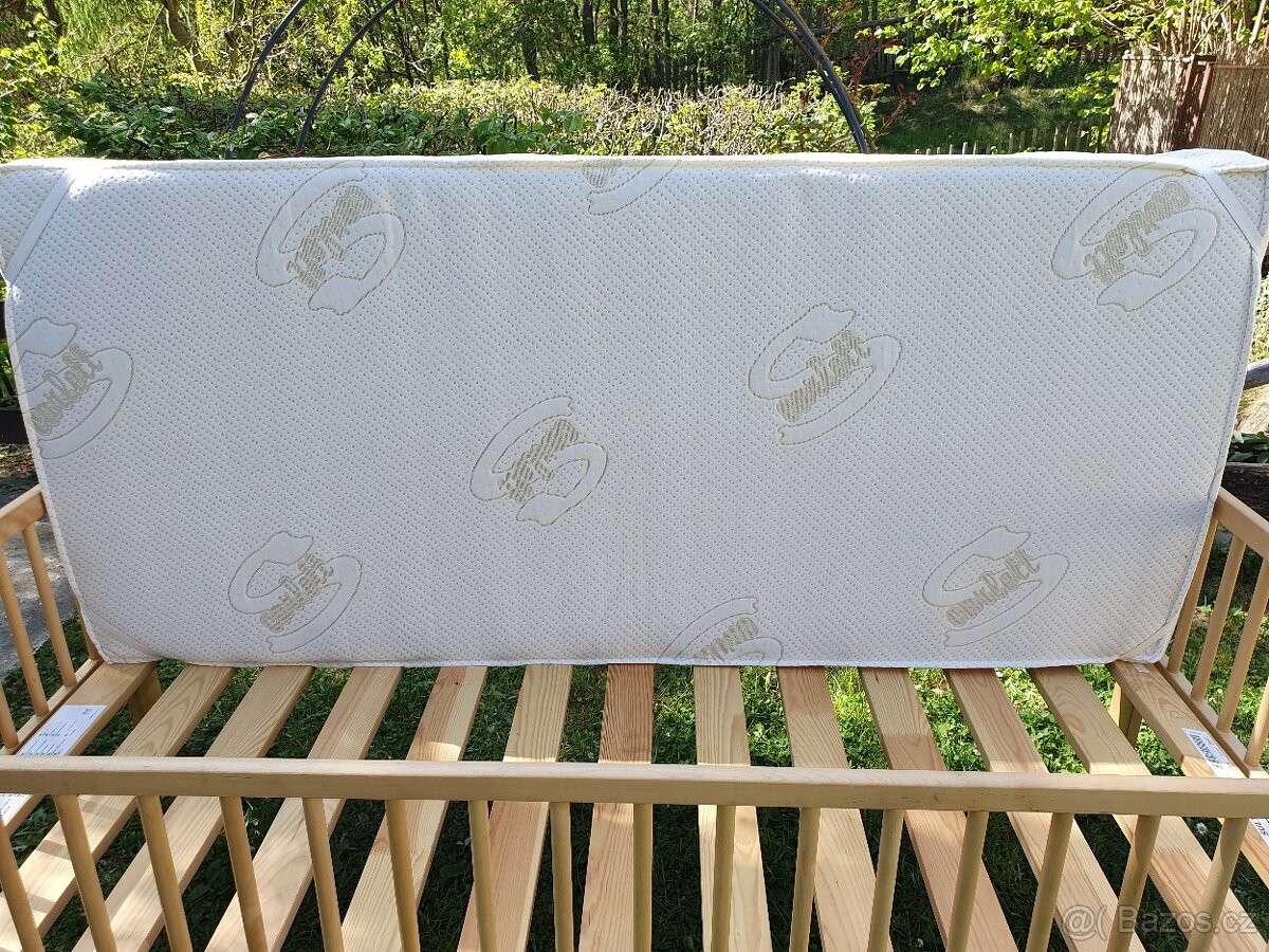 Dětská postel IKEA 160x80 masiv - 3