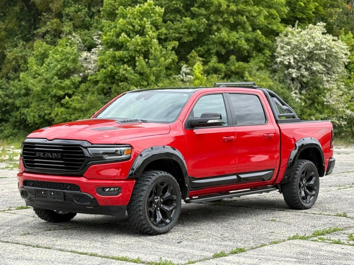 DODGE RAM 1500 5,7 HEMI 2022 GT 14 000 km