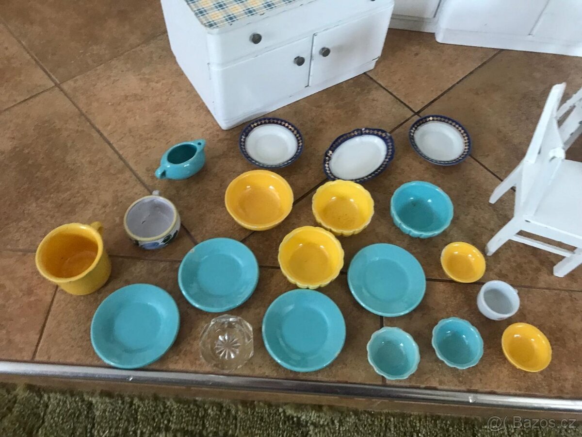 Dětská kuchyňka pro panenky 70 let stará - 3