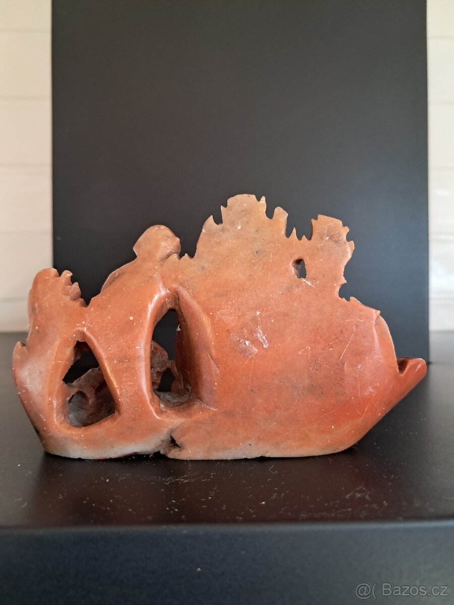 Kamenná mistička s motivem opice - 3