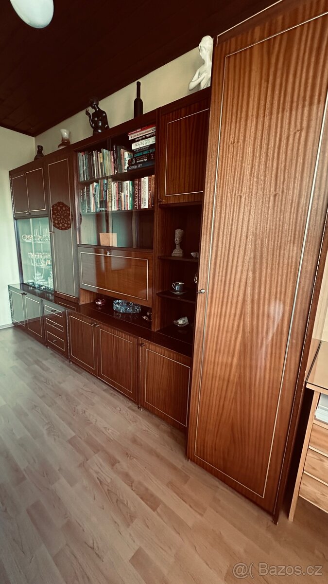 Obývací mahagonová stěna Kleopatra - 3