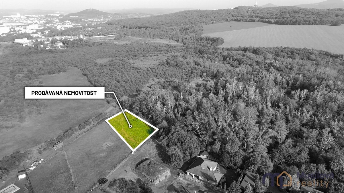 Prodej stavebního pozemku 1201 m2 - 3