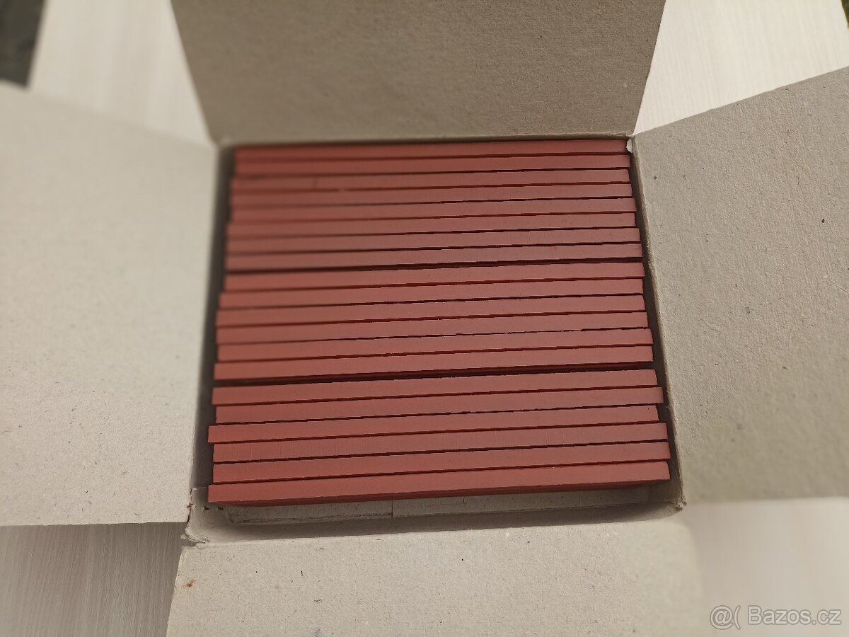 Obkladové pásky, cihlově červené matné - 3