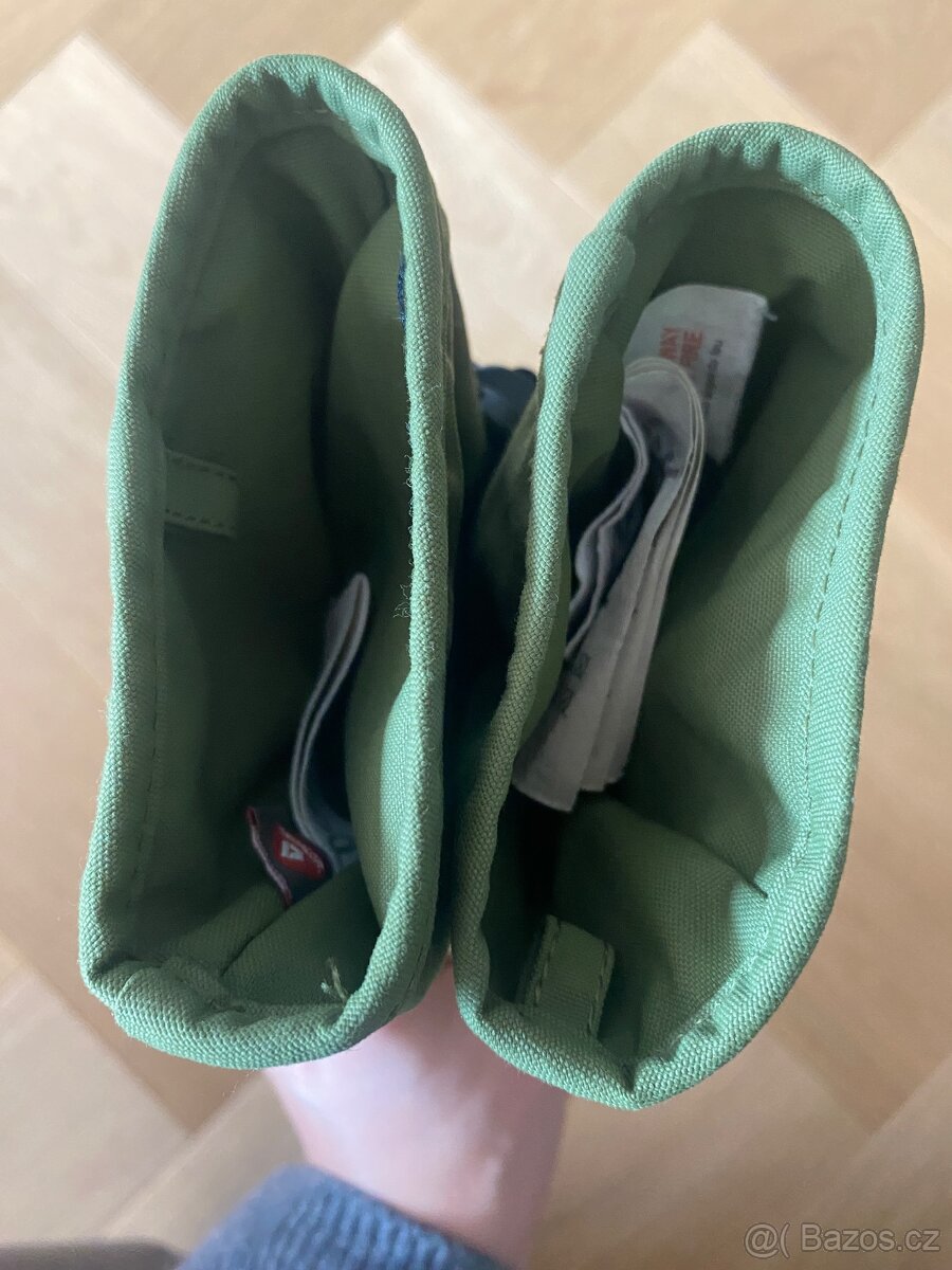 Dětské rukavice Reima Tartu - Khaki green - 3