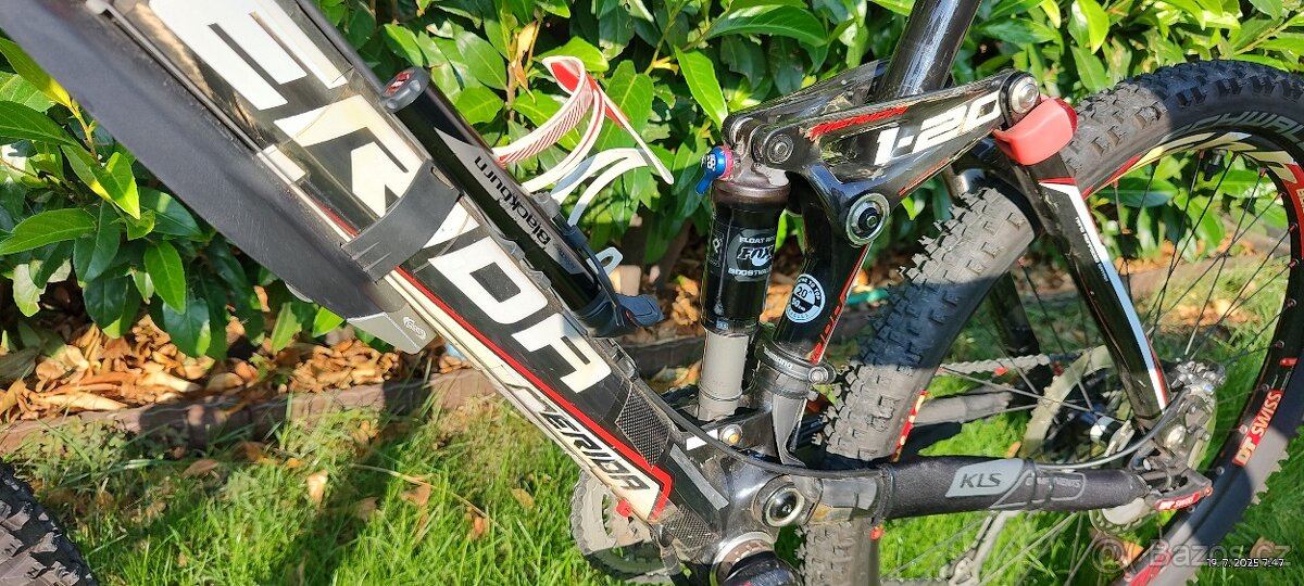 MERIDA One - TwentY - CARBON 3OOO . - 3