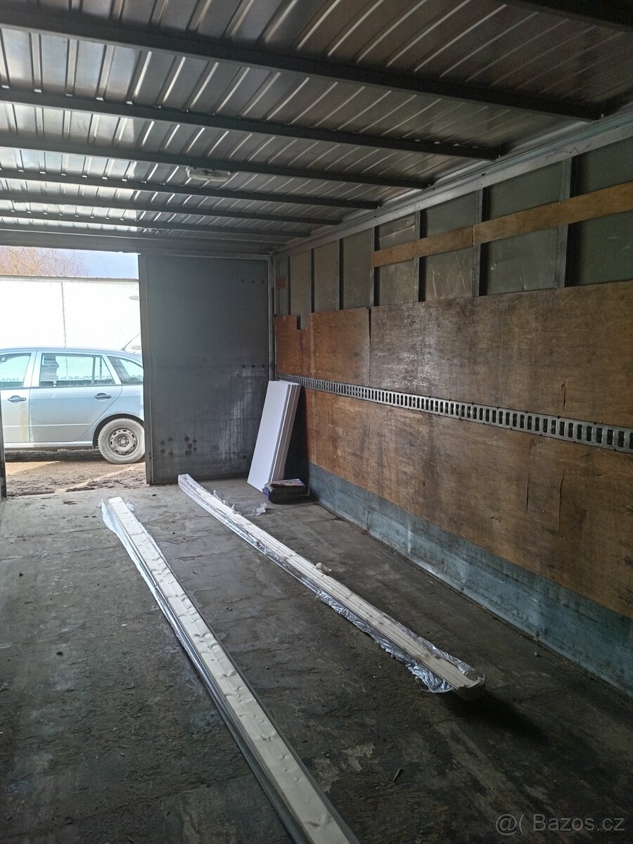 staj-kurnik pro zviřatka - 3