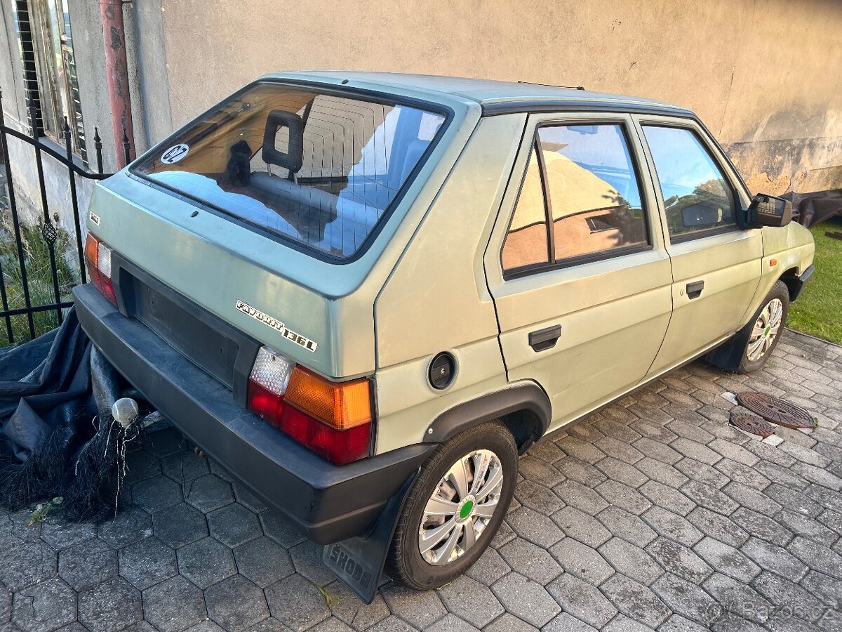 Prodám Škoda favorit 136l - 3