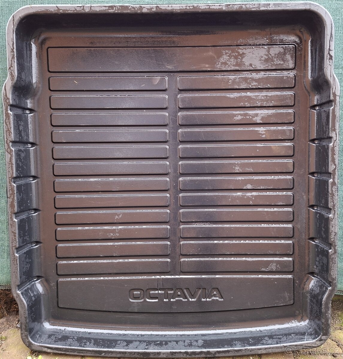 Plastová vana do zavazadlového prostoru Octavia III - 3