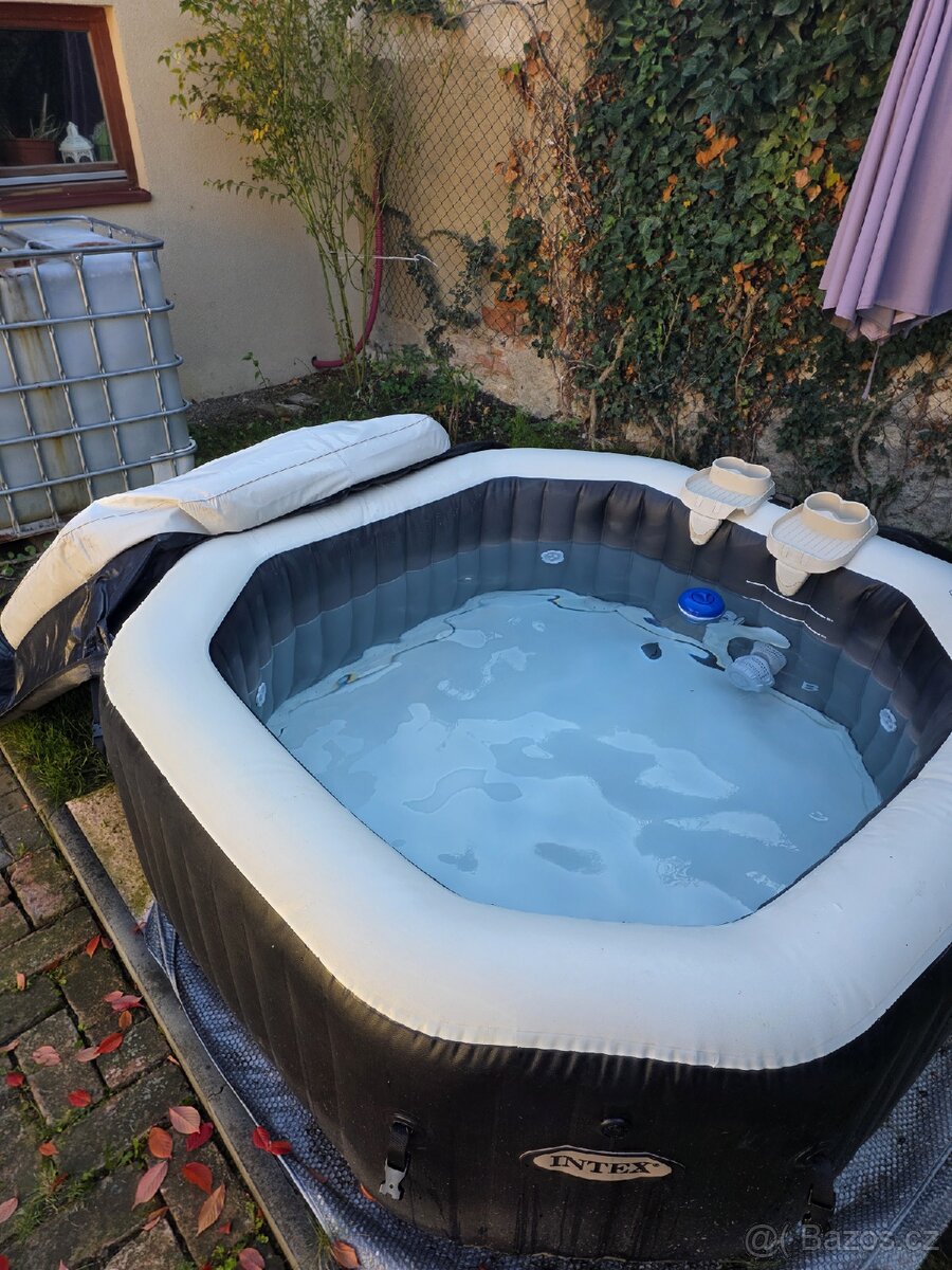 Prodám nafukovací vířivku - 3