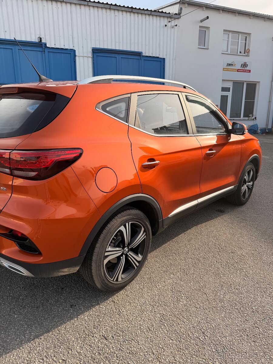 MG ZS 1.5 VTi Essential Plus - 3