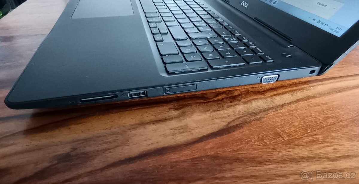 Notebook Dell Latitude 3590, i5, 8GB RAM, SSD - 3