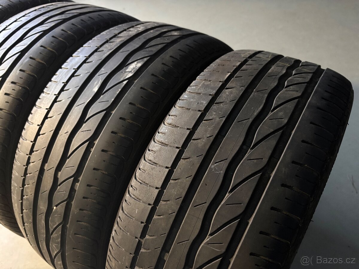 Letní pneu Bridgestone 215/45R16 - 3