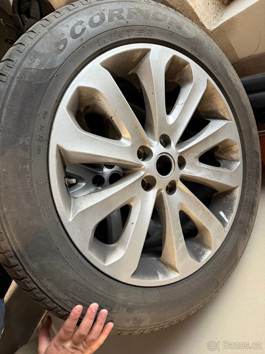 Originál Land Rover 255/55 r20 - 3