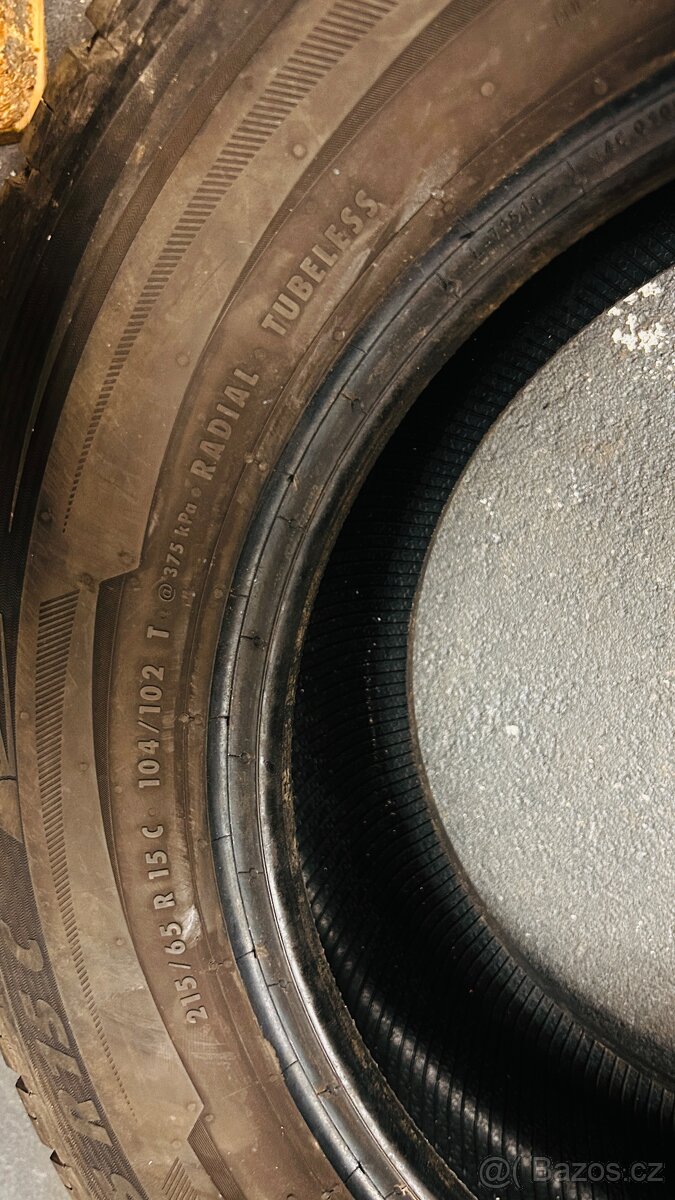 Pneu 215/65/R15 C - 3