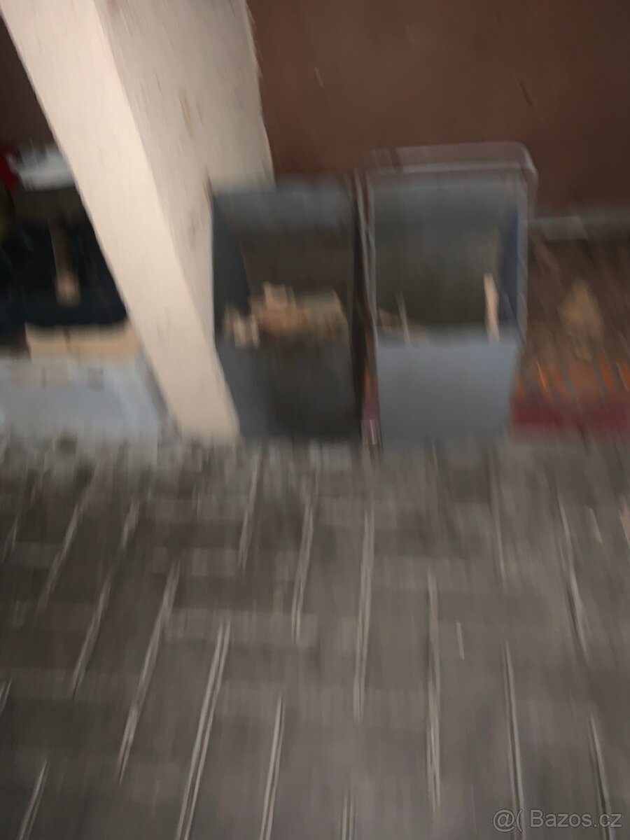 Uhláky 2 kusy s kolečky - 3