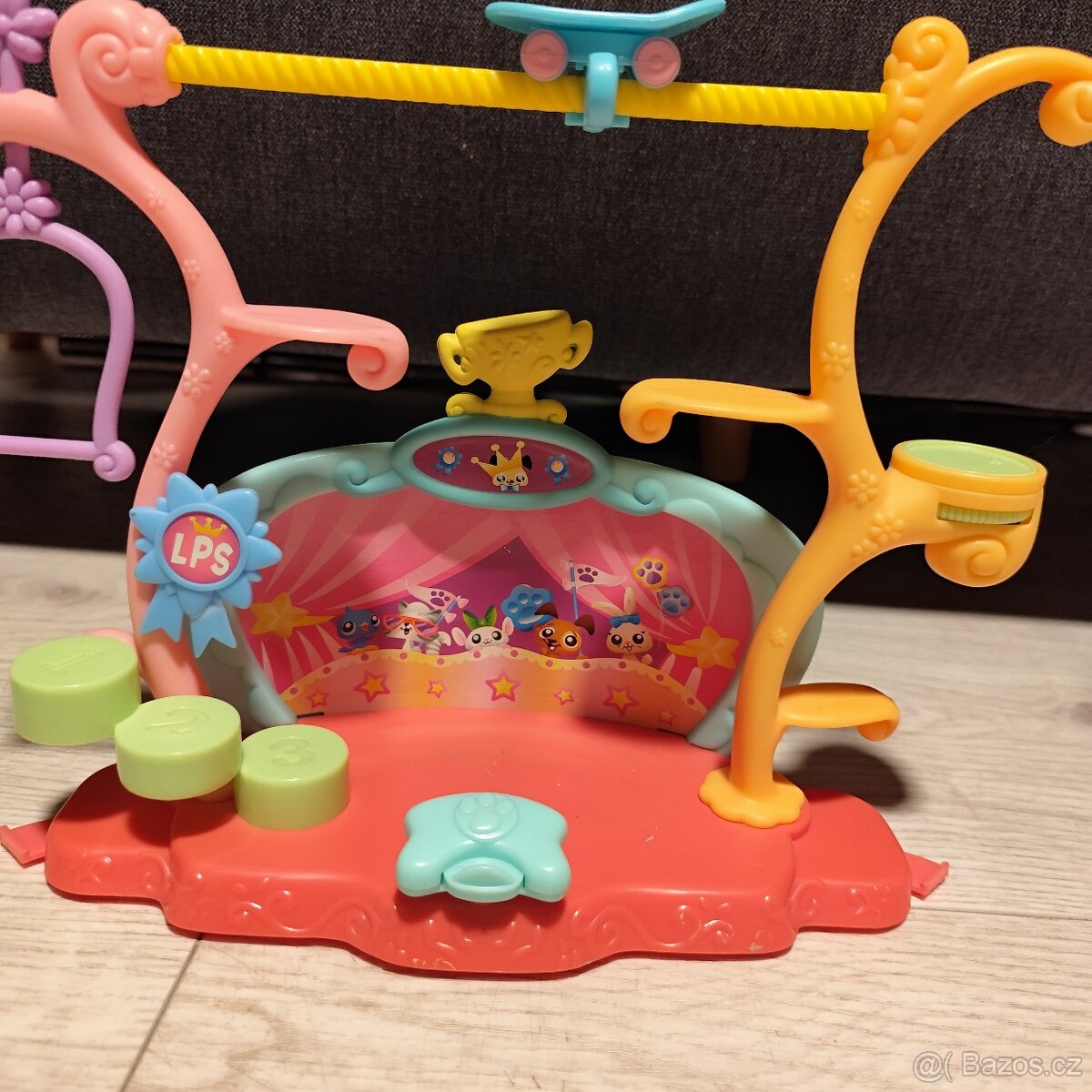 LPS hřiště vítězný pódium - 3