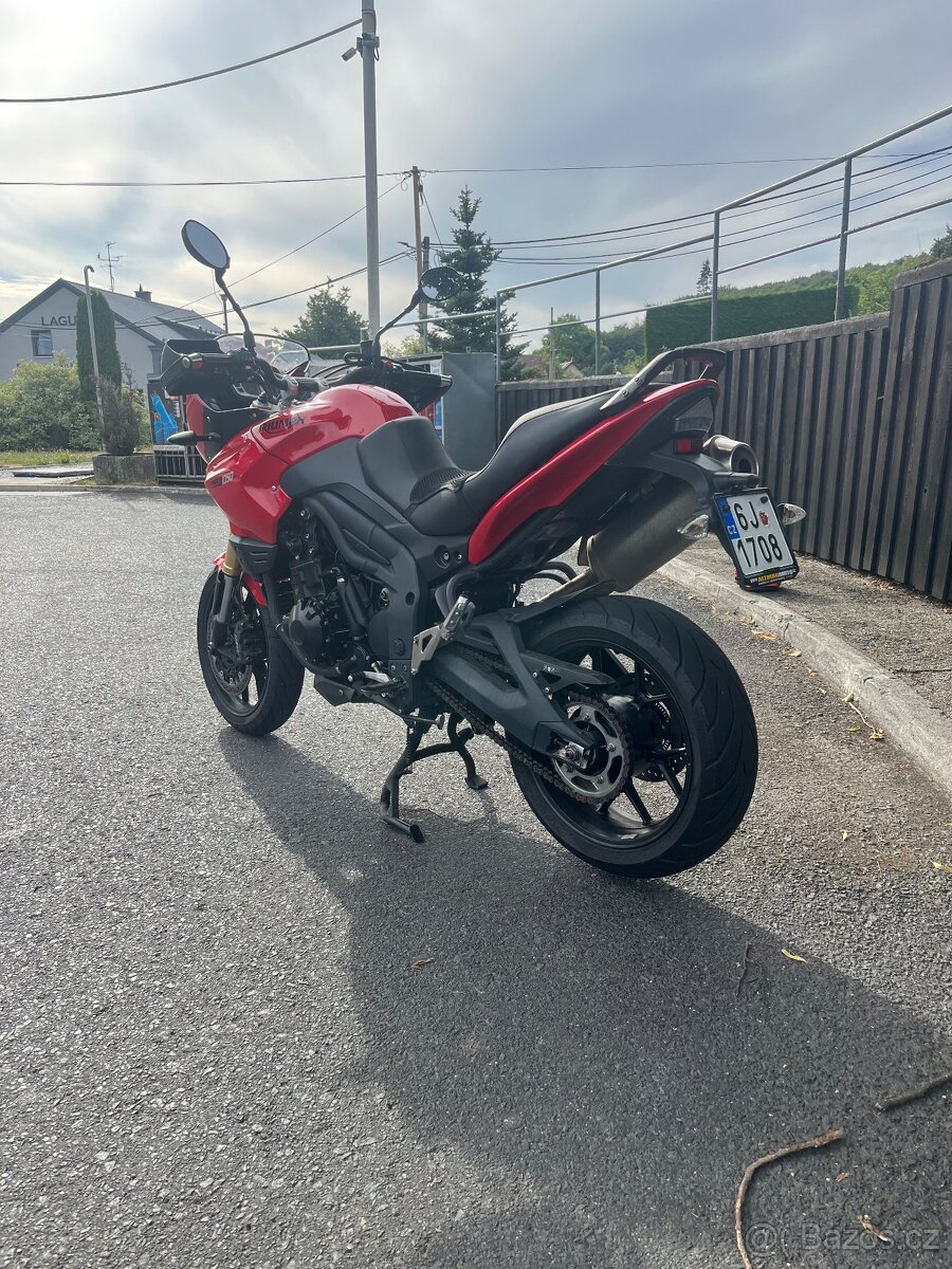 Triumph Tiger 1050 - 3