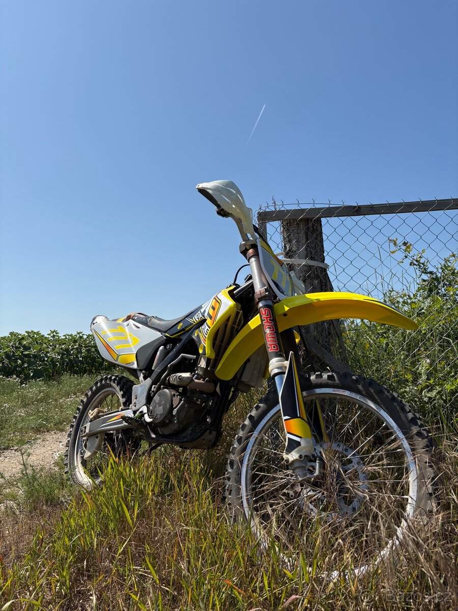 Suzuki rmz 250 2005