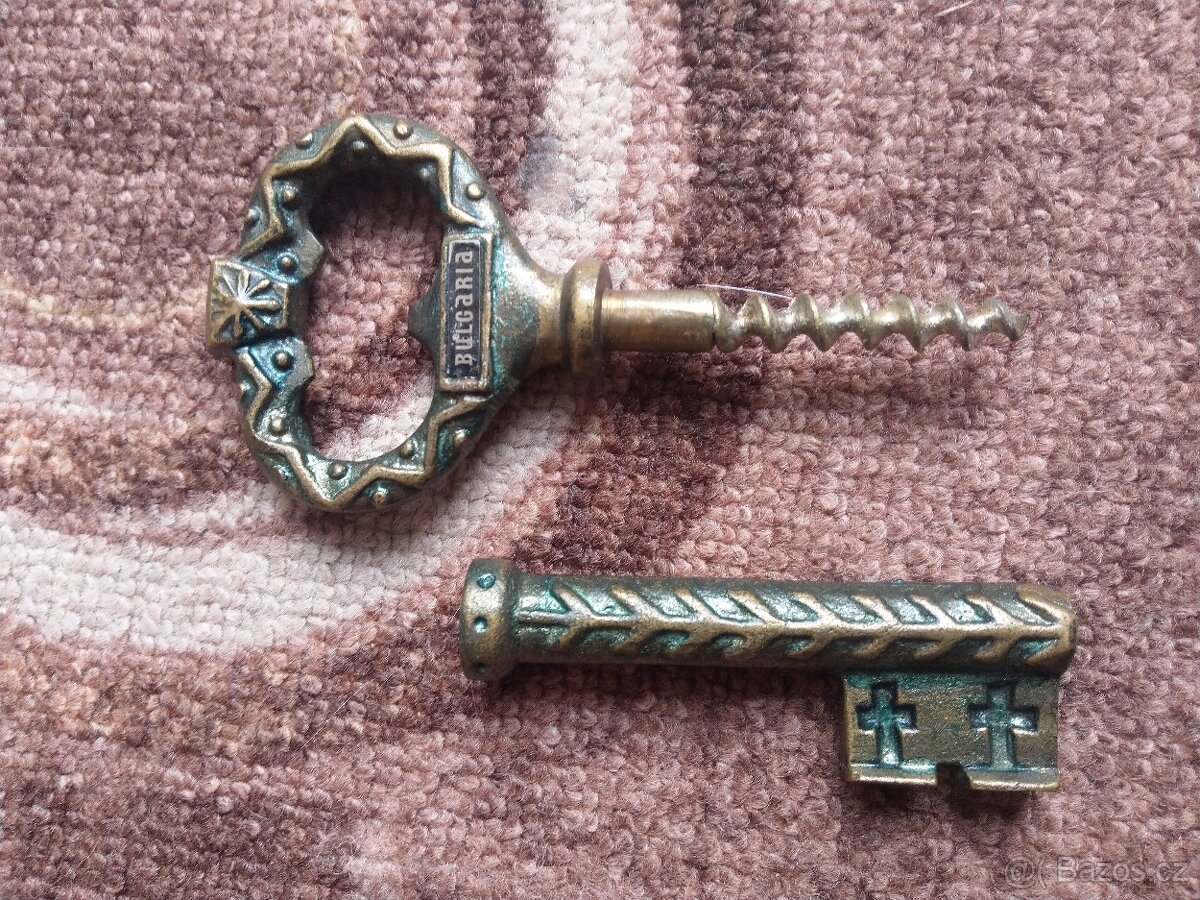 Retro klíč otvírák vývrtka na víno Bulgaria 12 cm - 3