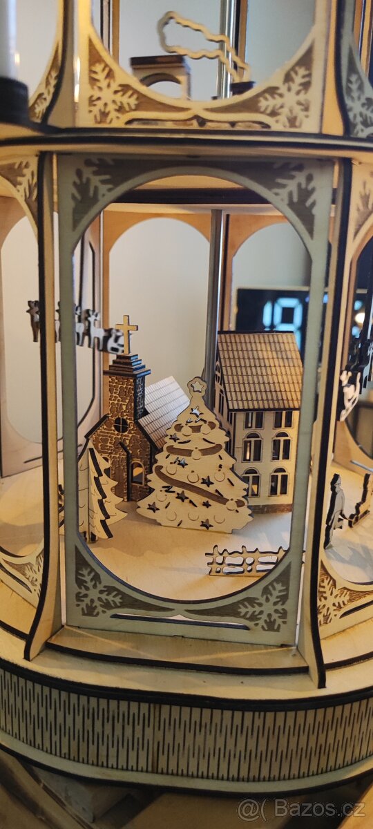 Vanocni pyramida - 3