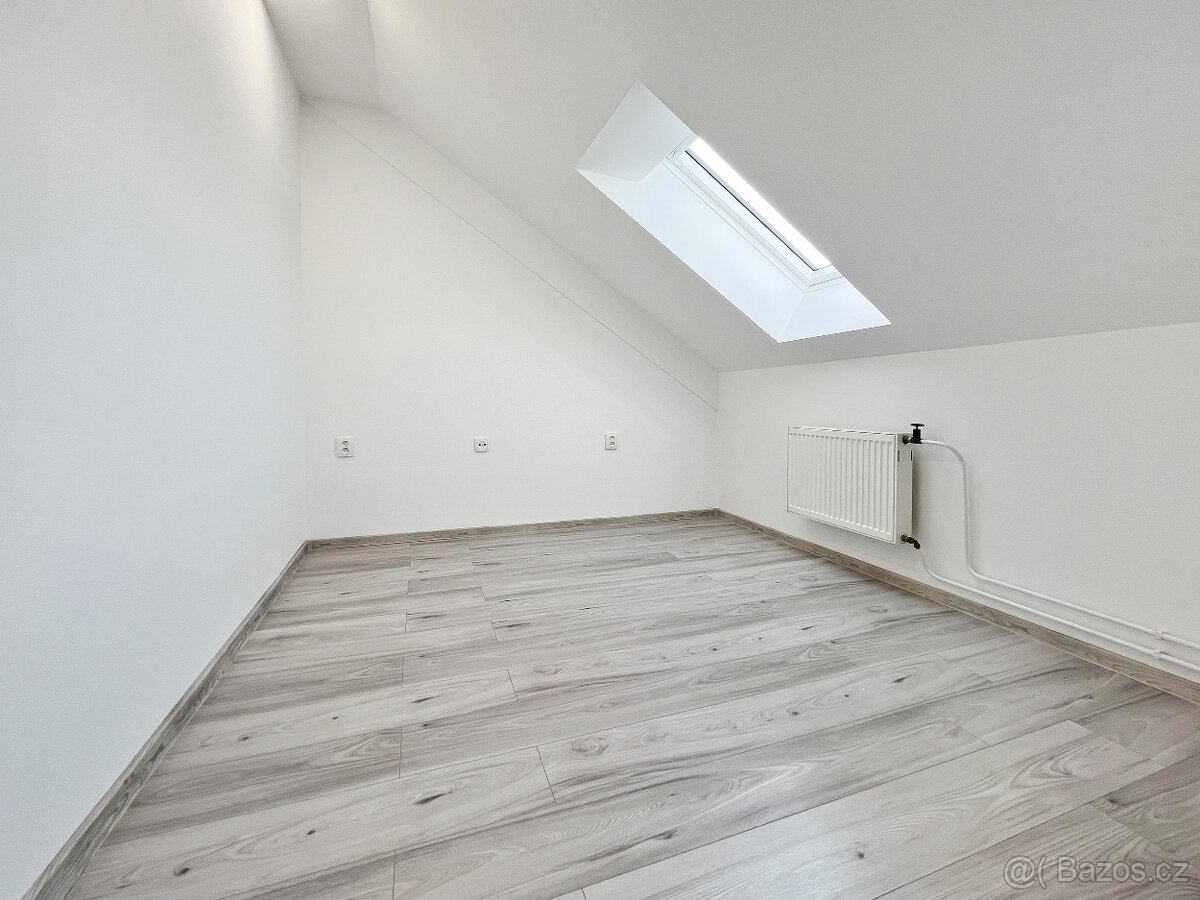 Pronájem útulného bytu 1+kk s klimatizací - centrum města - 3