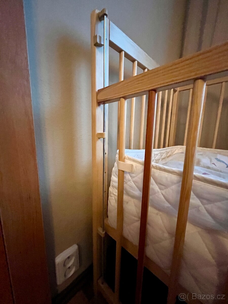 Dětská postýlka s přebalovacím pultem - 3