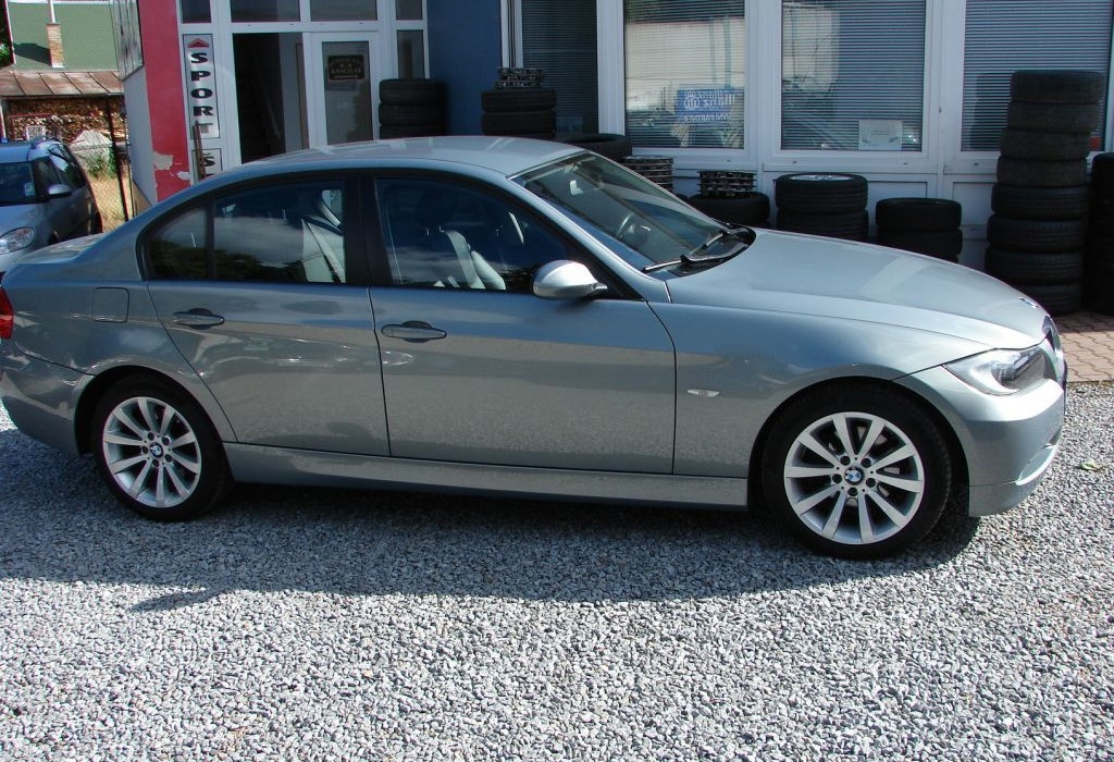 BMW 320 D (r.v.-2007,120 kw,serviska) - 3