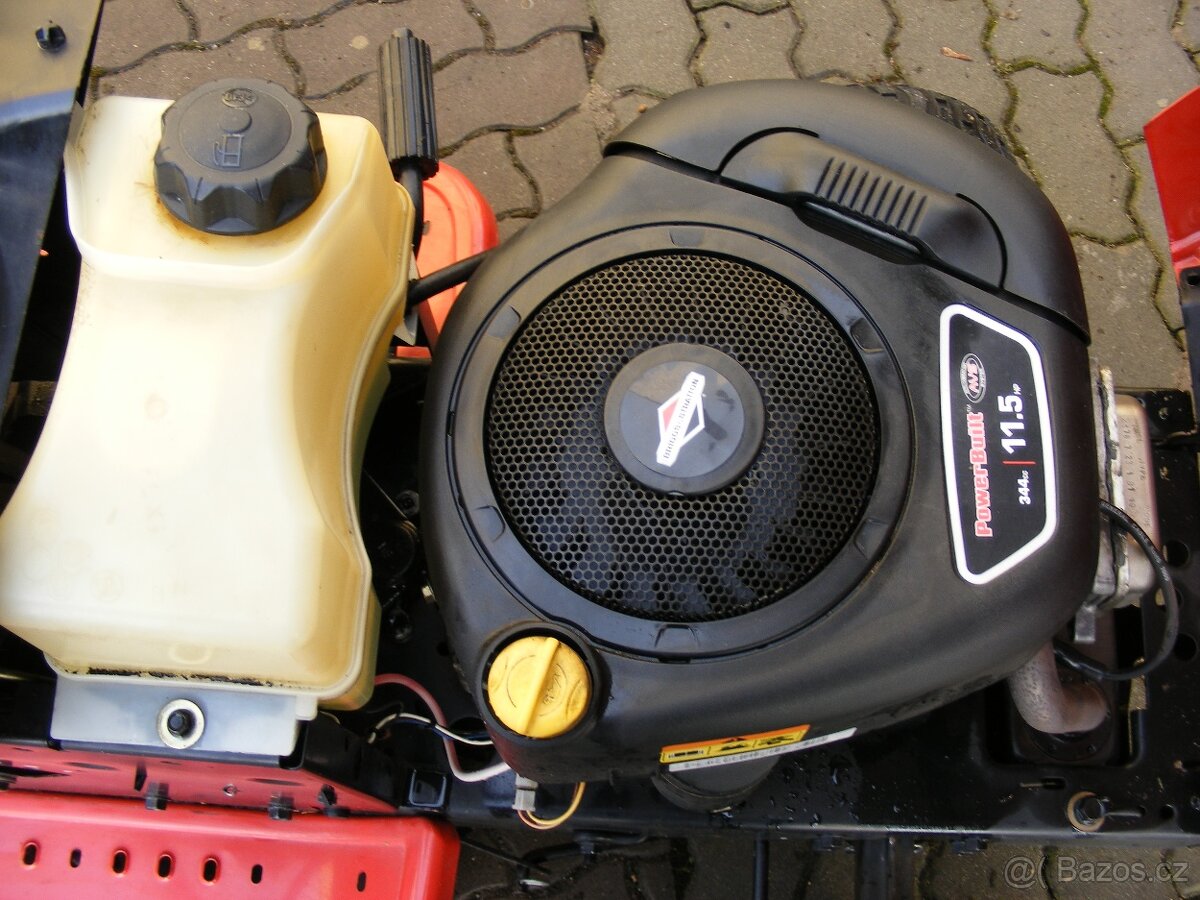 Zahradní traktor funkční. - 3