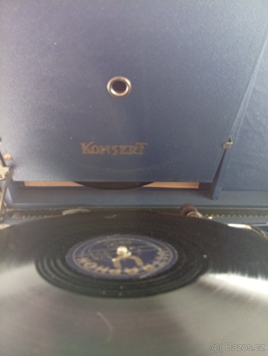 Kufříkový gramofon - 3