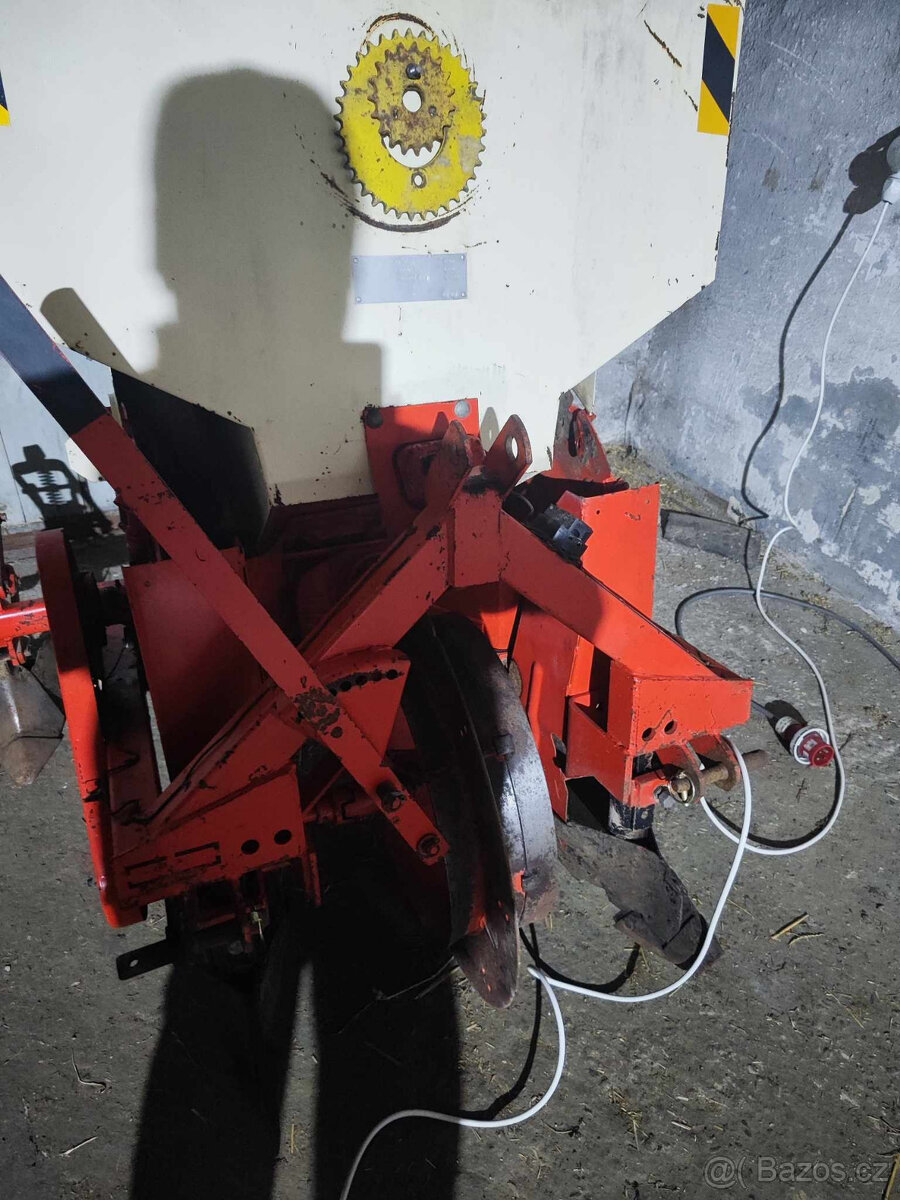 SAZEČ BRAMBOR SA2-074,V ORGINALNÍM STAVU - 3