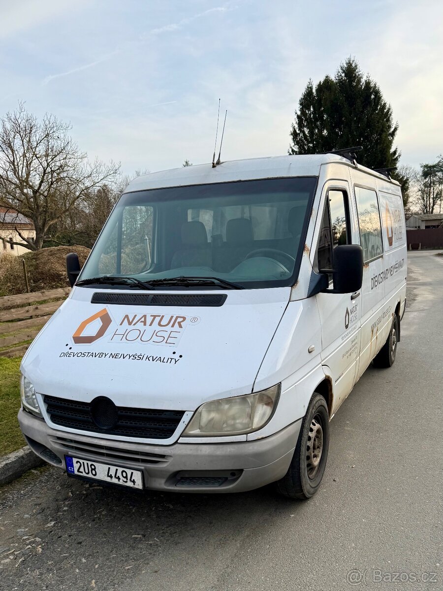 Mercedes Benz Sprinter - 3