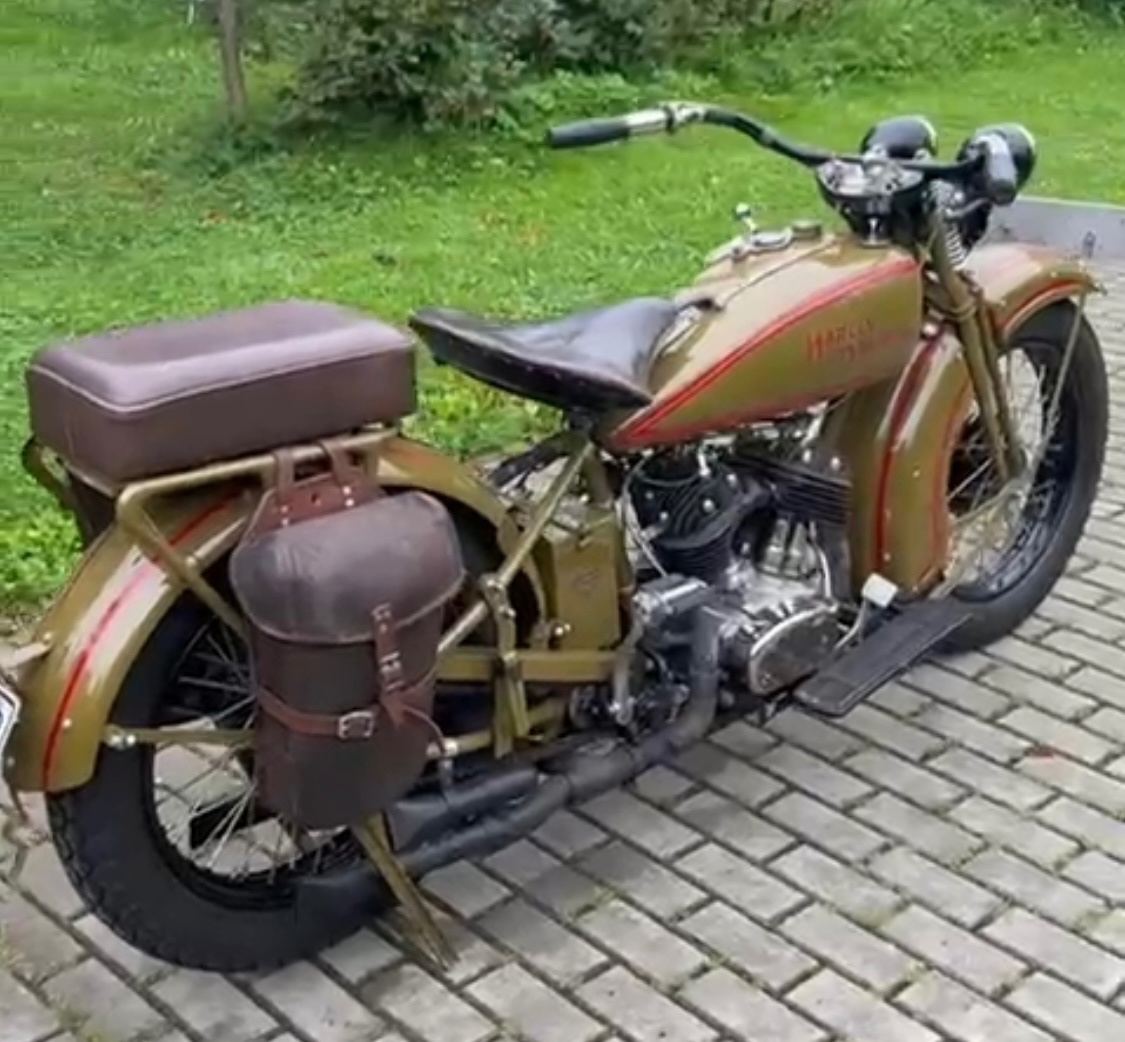 Harley Davidson model D - 3
