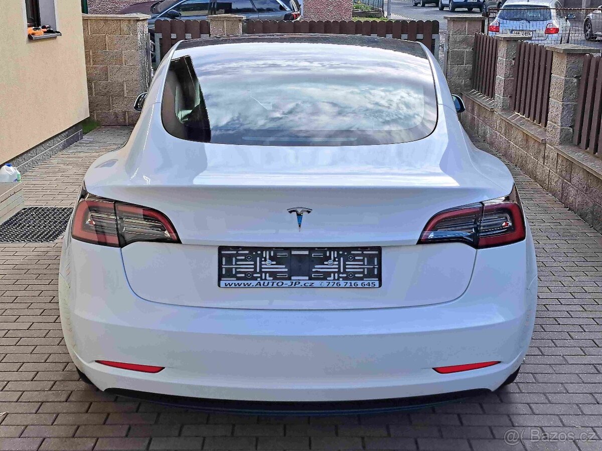 Tesla Model 3 RWD - 1867 - 3