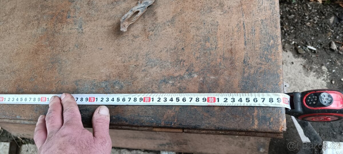 Plechový kufr za auto - 3