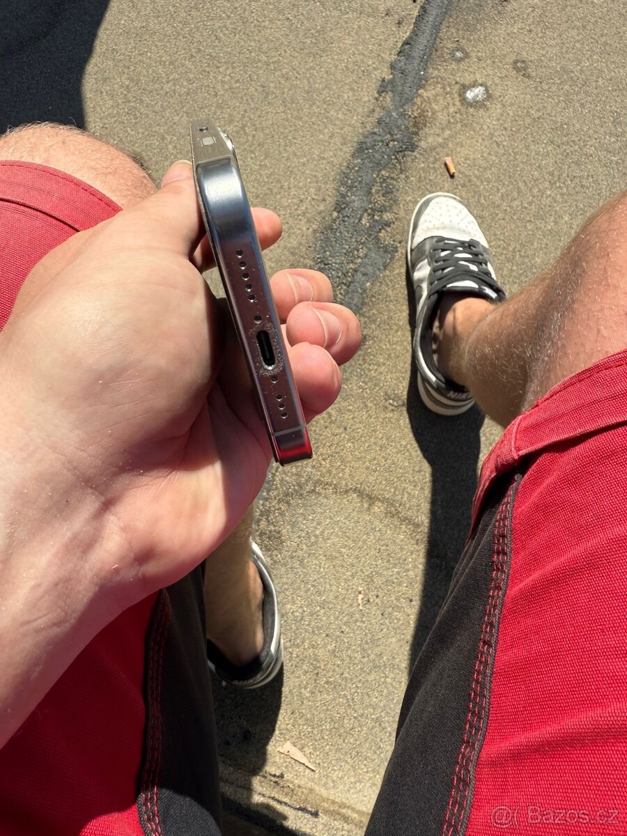 IPhone 16pro - 3