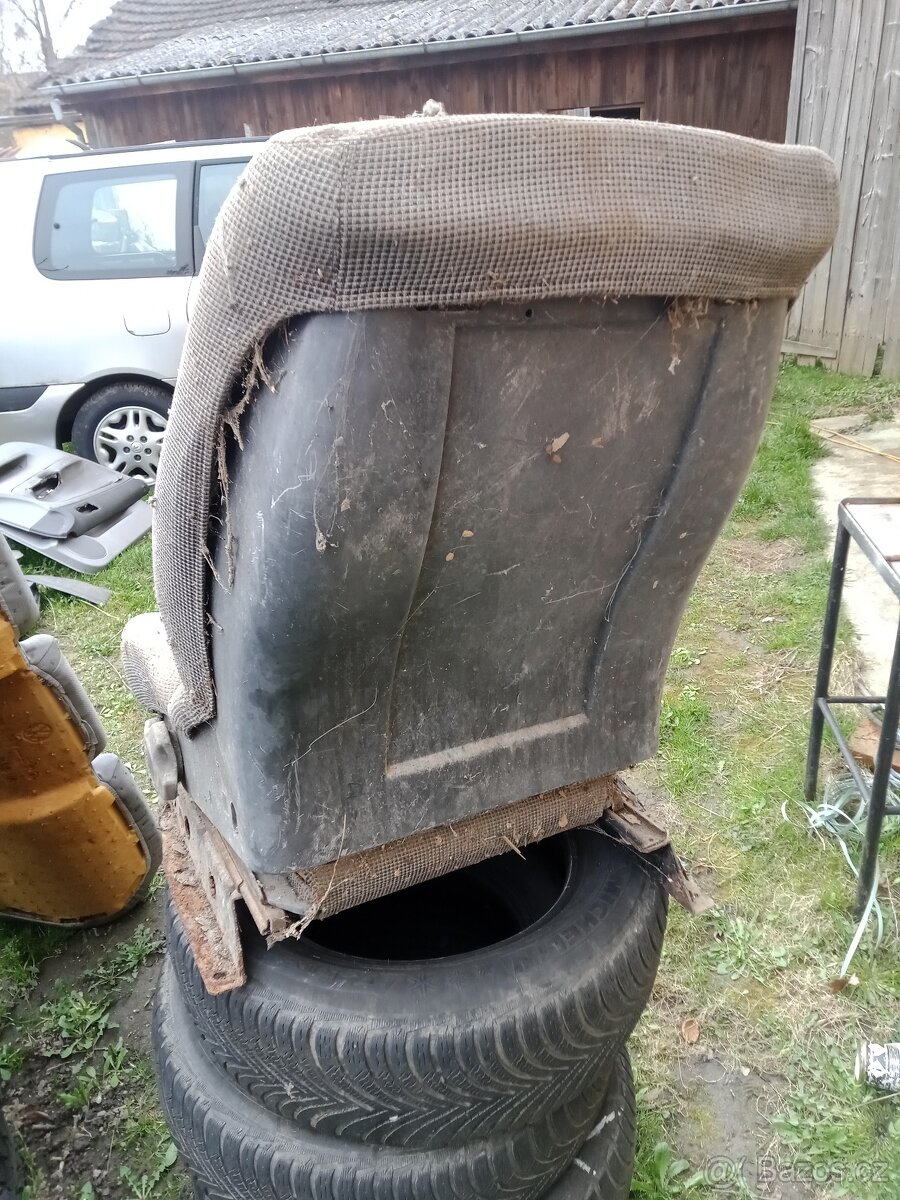 Sedačka Recaro - 3