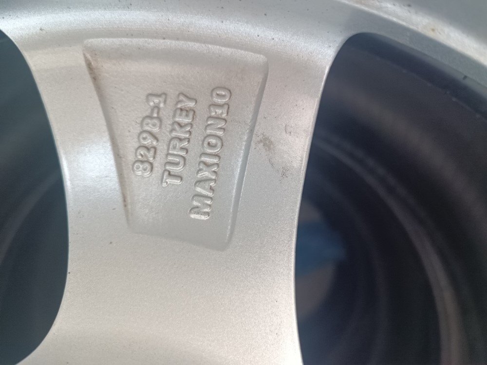 ALU kola TOYOTA / 6,5Jx17H2 / 5x114,3 / ET45 / 60,1 mm
