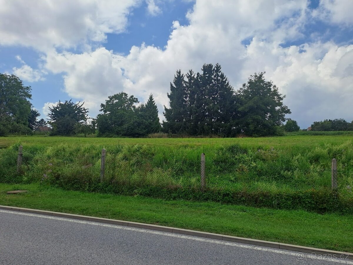 Prodej pozemku ke stavbě v obci Češov u Jičína - 3