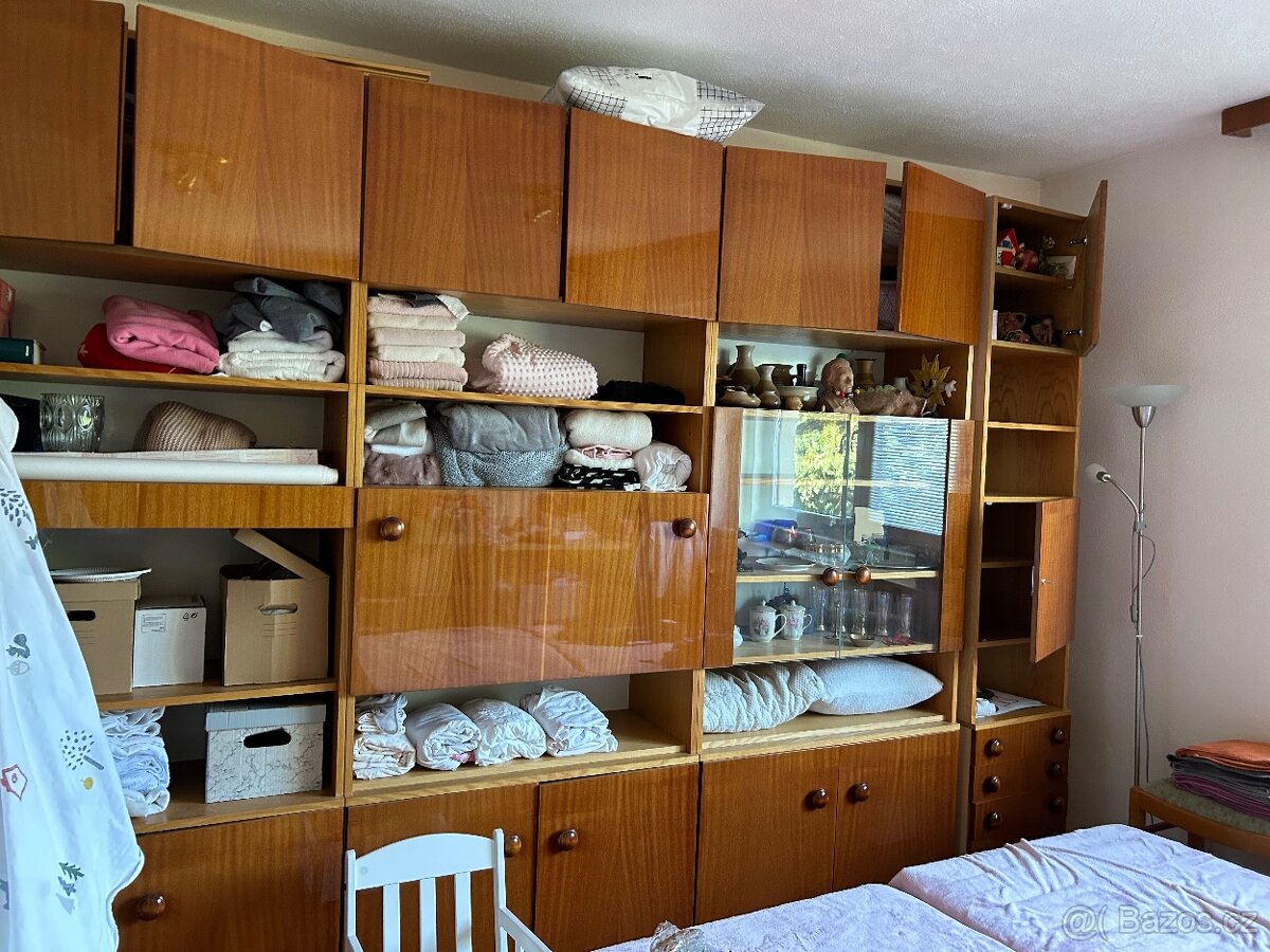 Obývací stěna - mahagon - 3