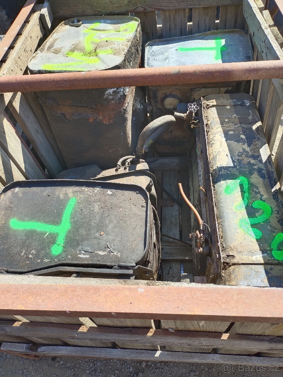 Palivové nádrže - 3