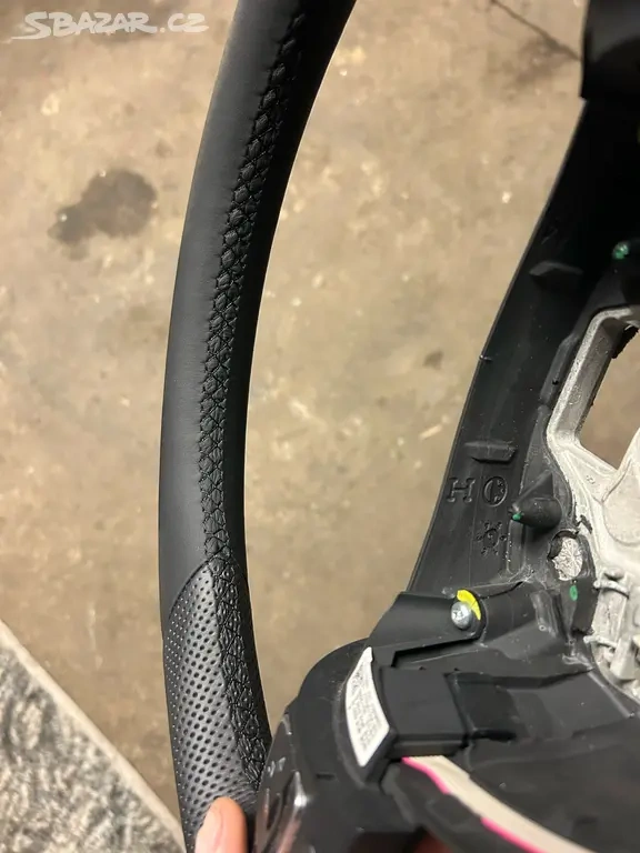 Nove renovovaný volant vw Passat B7 - 3