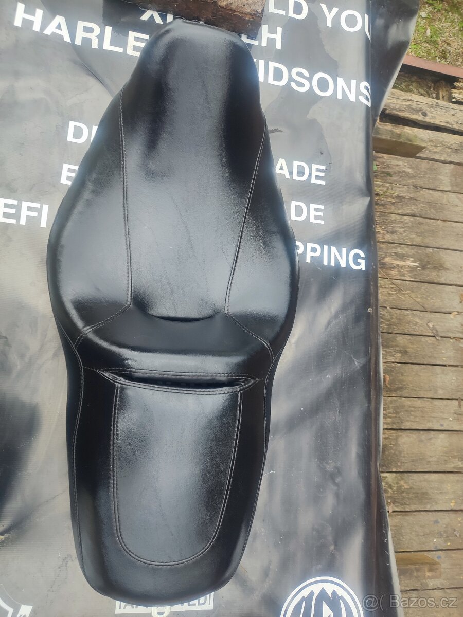 HARLEY DAVIDSON SEDLO TOURING - 3