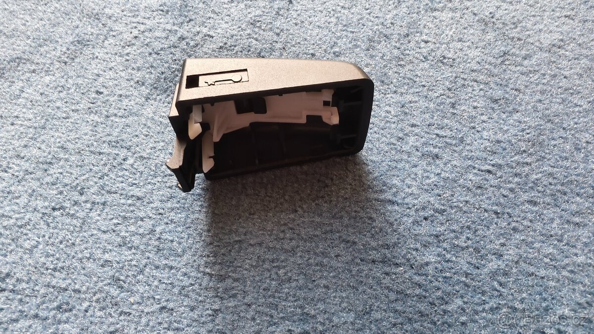 Krytka zámku Land Rover Freelander - 3