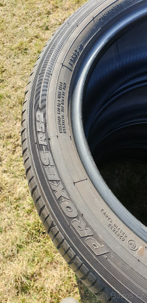 Pneu 215/50 R18 - 3