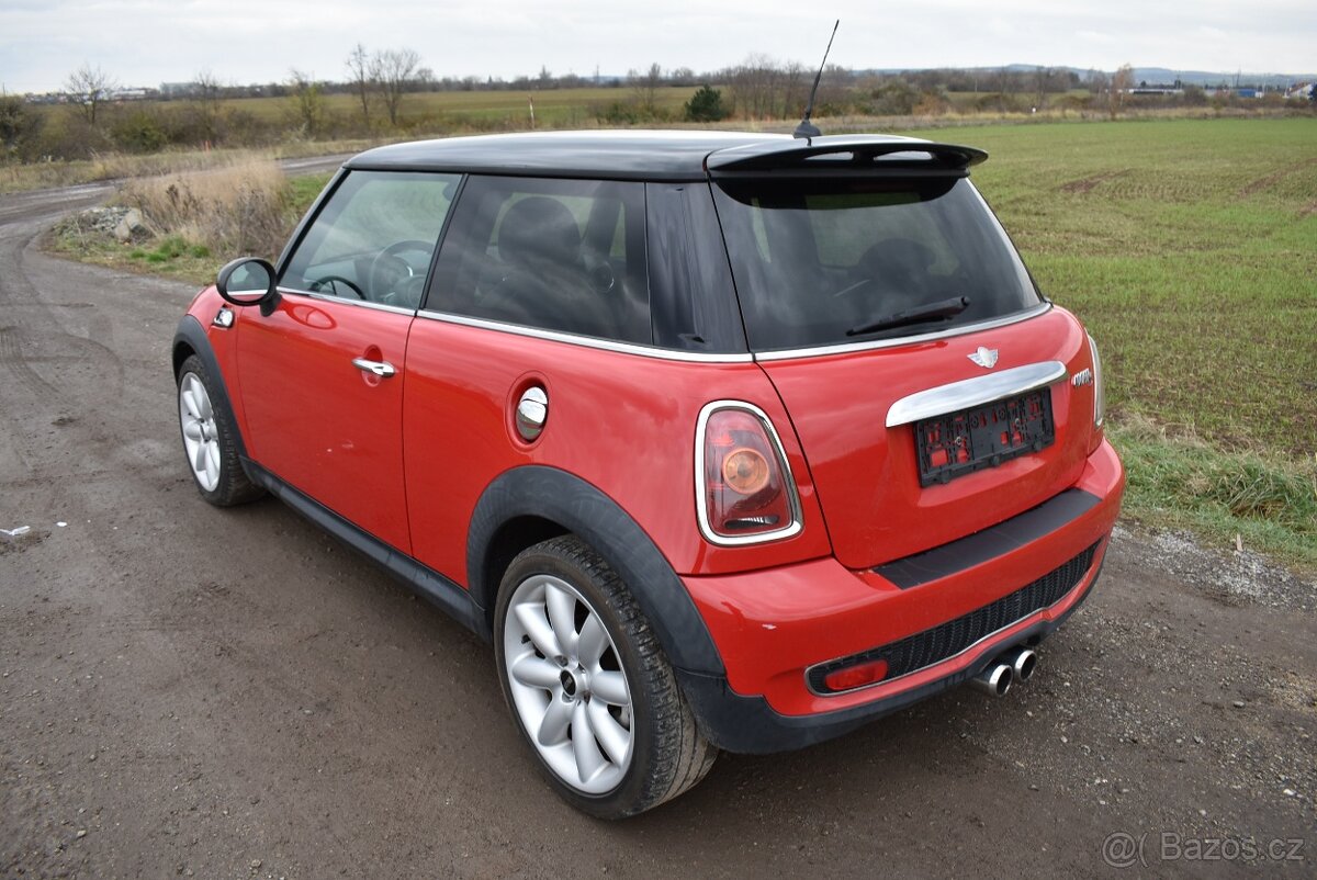 MINI COOPER S 158.702 KM,PO ROZVODECH,KŮŽE,NAVI,VÝH.SEDAČEK - 3