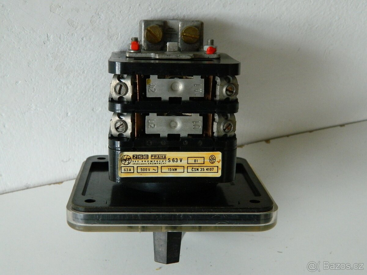 Vypínač 63A - 3