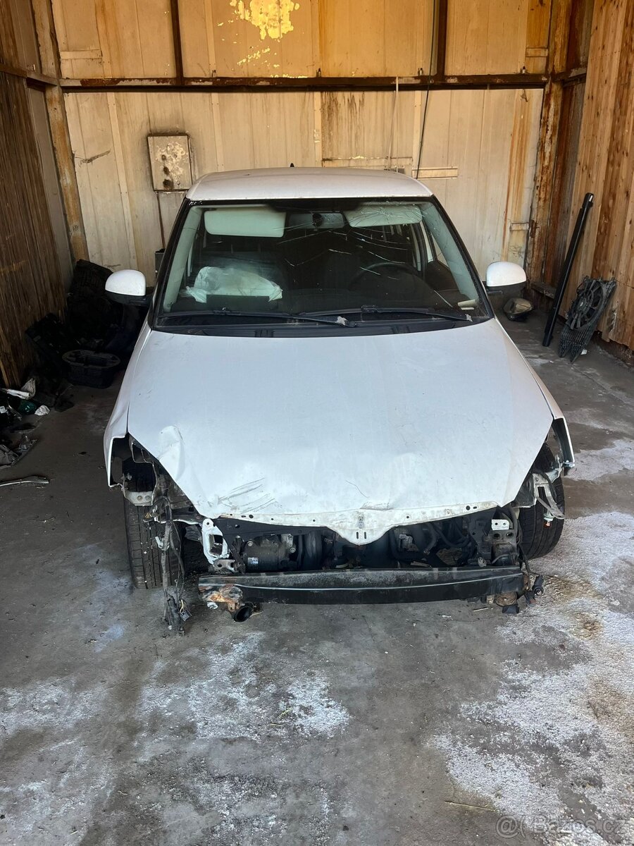 Škoda Fabia 1.6TDI kombi 2010 - 3