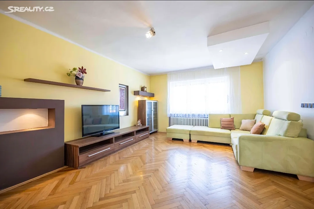 Prodej rodinného domu 278 m², pozemek 749 m² Zlechov - 3
